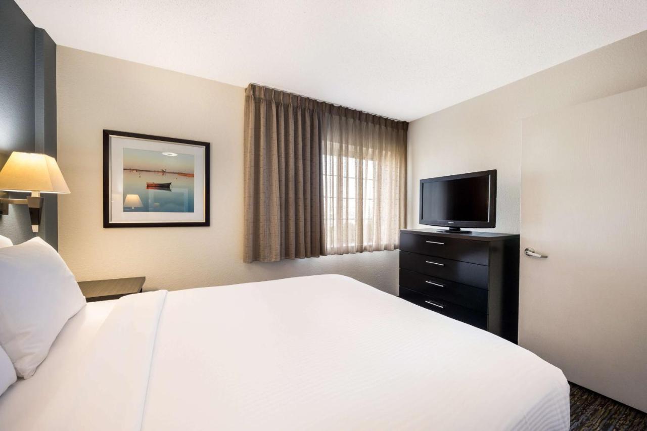 Sonesta Simply Suites Pittsburgh Airport Imperial Exterior foto